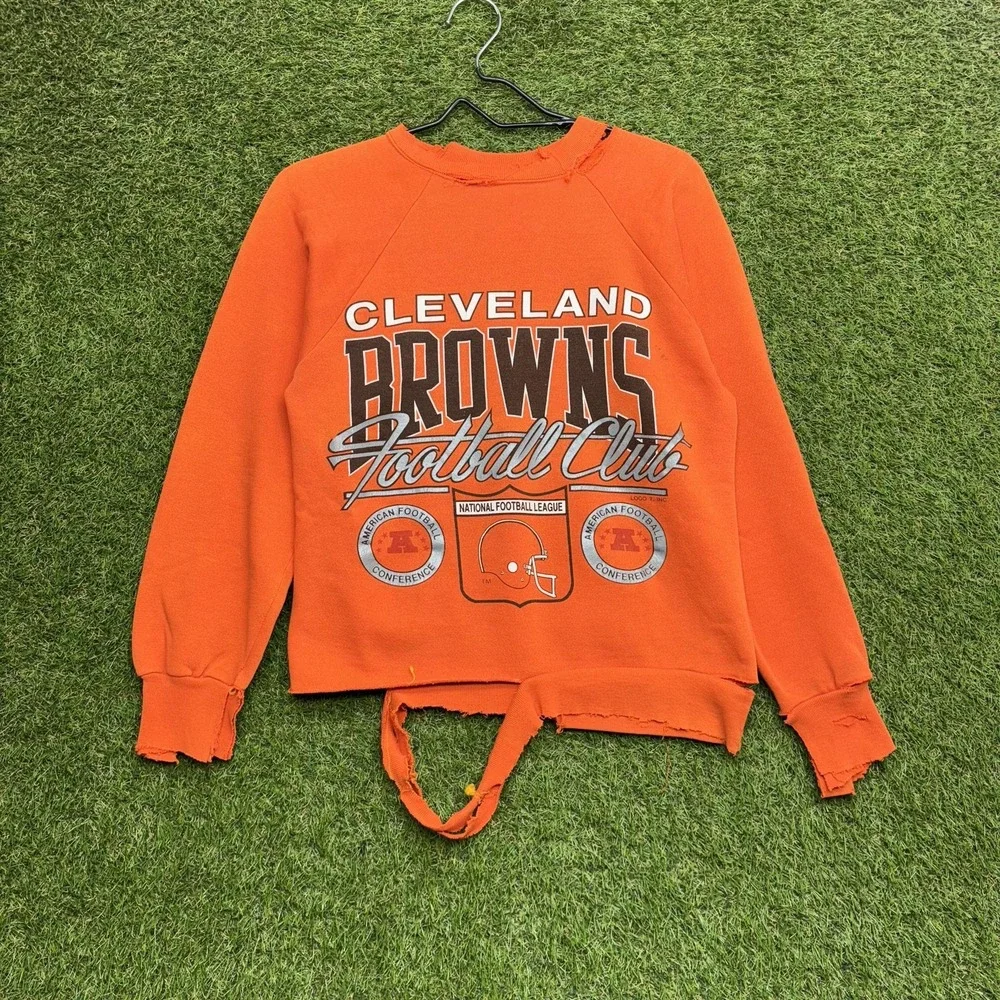 Vintage Cleveland Browns Sweatshirt Mens Medium Thrashed NFL Football Logo 7 80s